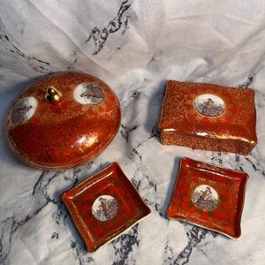 1950’s Victorian Vanity Trinket Set